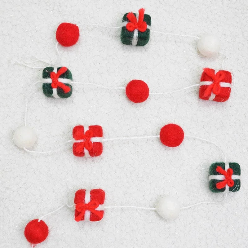 Felt Garland for Christmas Tree by Maria Callary Toys