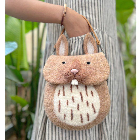 Rabbit Runway: Adorable Felted Wool Crossbody Tote for Whimsical Chic!